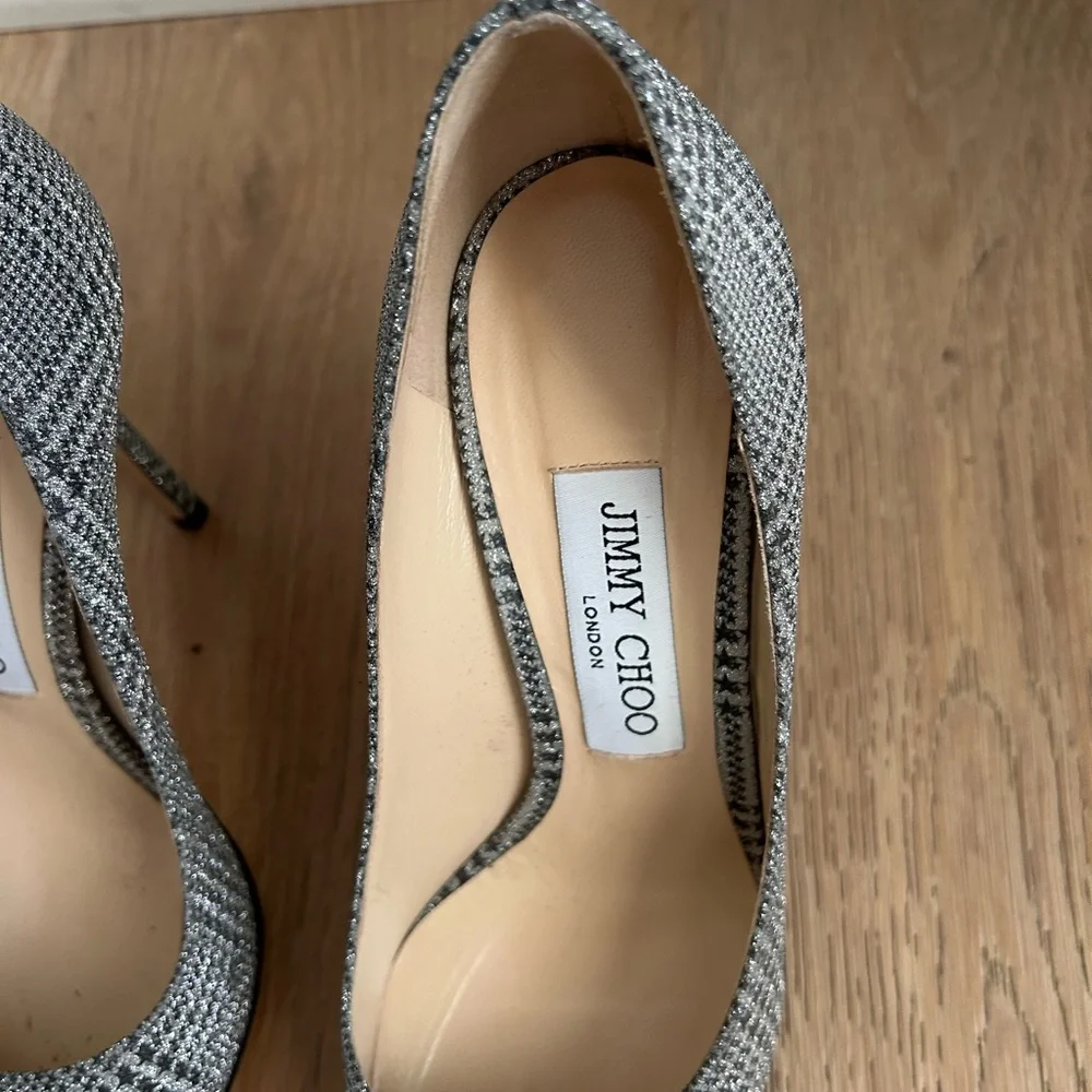 Jimmy Choo metallic houndstooth pattern pointed toe heel with 4 inch heels. - Picture 4 of 6